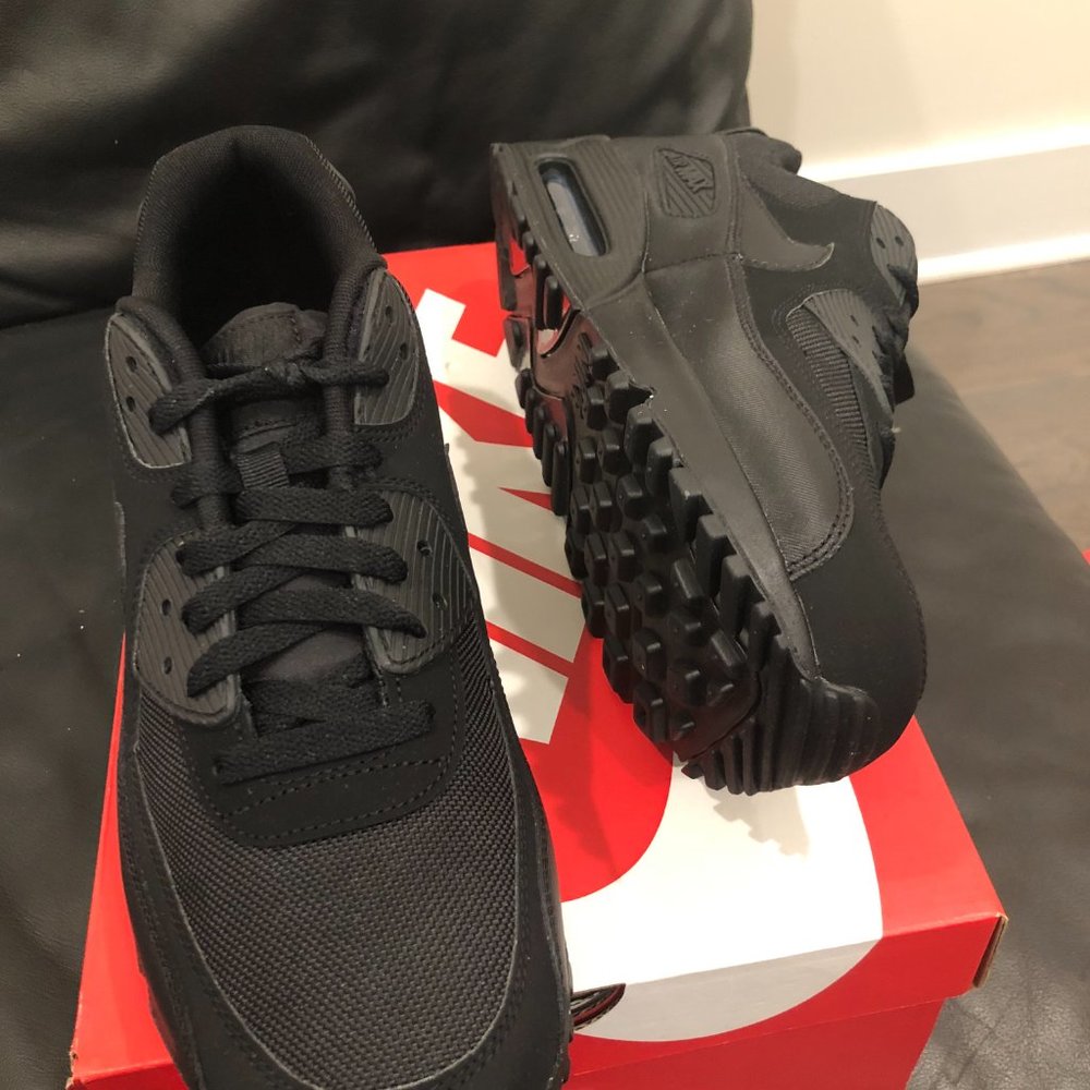 NIKE AIR MAX ESSENTIAL - Picture 5 of 6